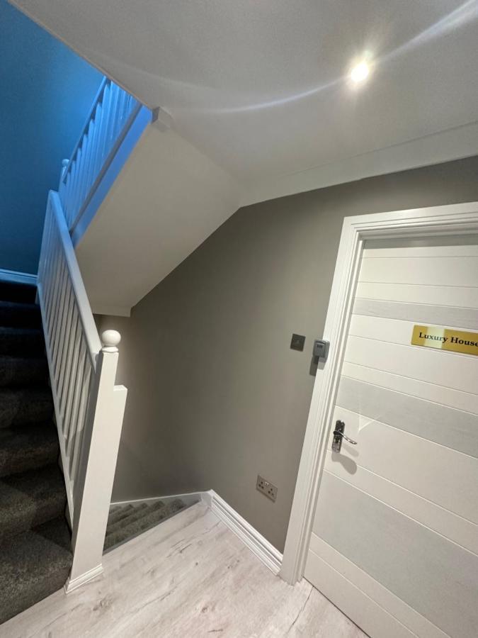 Luxury House Διαμέρισμα Greenford  Εξωτερικό φωτογραφία