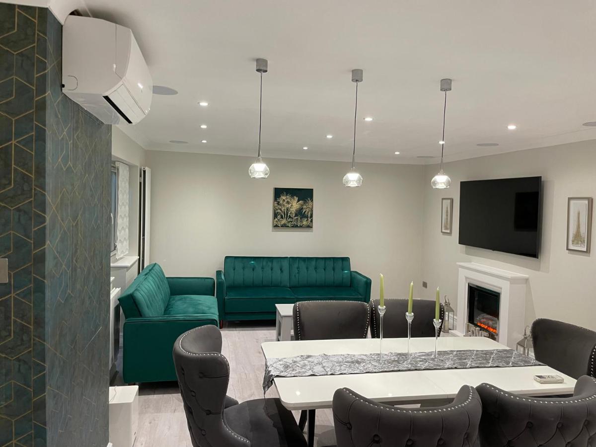 Luxury House Διαμέρισμα Greenford  Εξωτερικό φωτογραφία