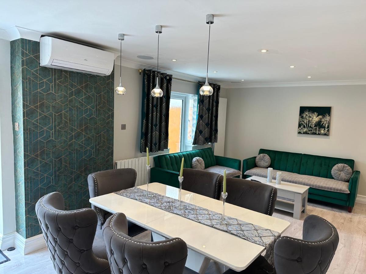 Luxury House Διαμέρισμα Greenford  Εξωτερικό φωτογραφία