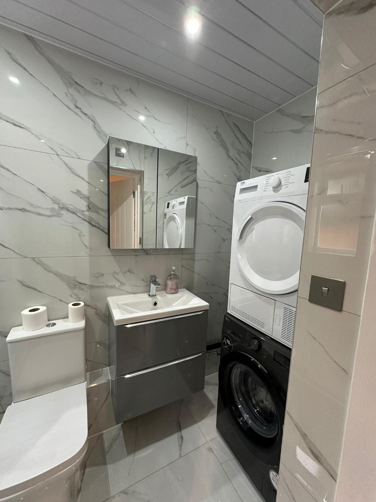 Luxury House Διαμέρισμα Greenford  Εξωτερικό φωτογραφία